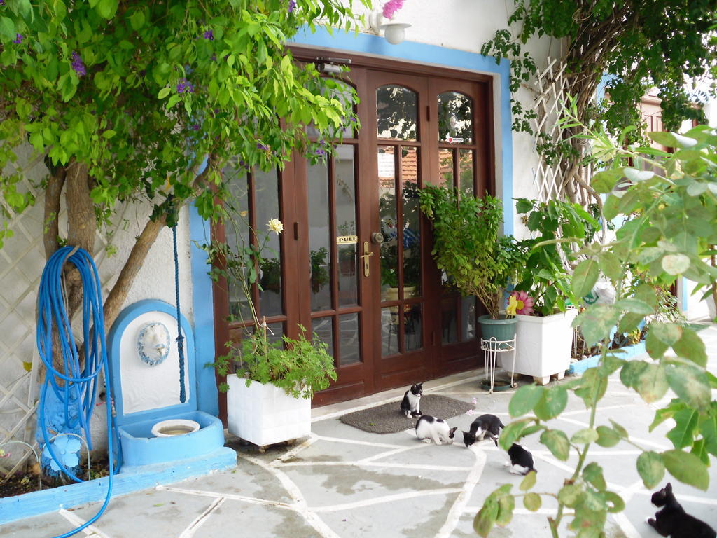 Mertonas Studios Kerpe Dış mekan fotoğraf