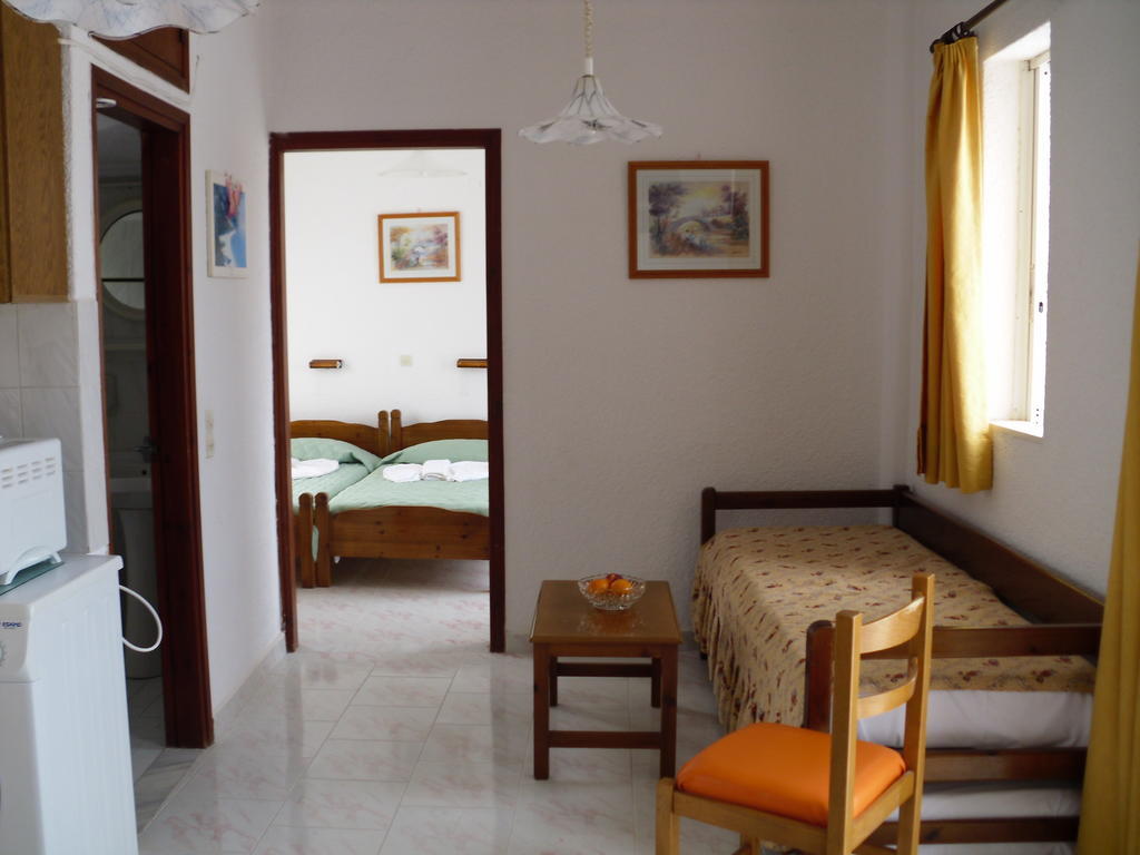 Mertonas Studios Kerpe Dış mekan fotoğraf